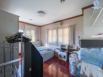 *****บ้านเดี่ยวมือสองย่านกรุงเทพฯ ม.ชวนชื่น ลาดพร้าว-รามอินทรา (ซ.สุคนธ์สวัสดิ์34) เนื้อที่กว้างขวางกว่า 87 ตร.ว. หลังใหญ่พร้อมอยู่  มีเฟอร์นิเจอร์บิ้วอินท์ทั้งหลัง! กับสุดยอดทำเล ใจกลางห้างฯ ชั้นนำฟังก์ชัน 5 ห้องนอน 3 ห้องน้ำ ที่จอดรถ 3 คัน บนทำเลแห่งการเดินทาง ใกล้ทางด่วน "ฉลองรัช"